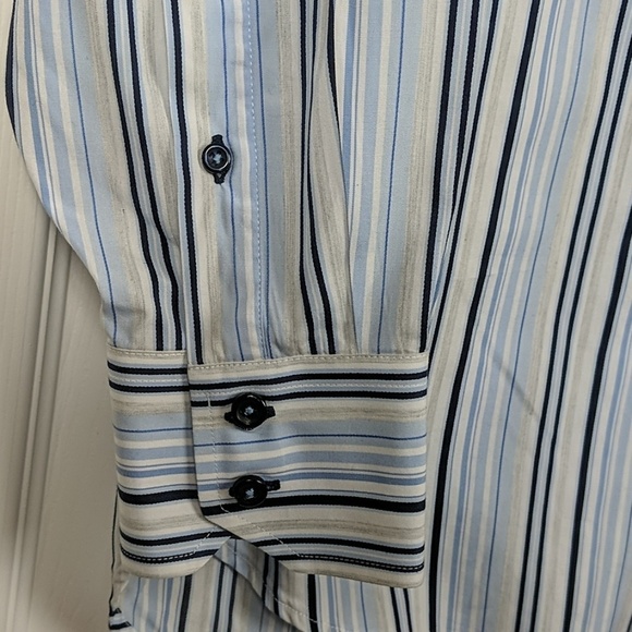 Men's TOMMY HILFIGER Striped Button Down S… - Picture 6 of 7